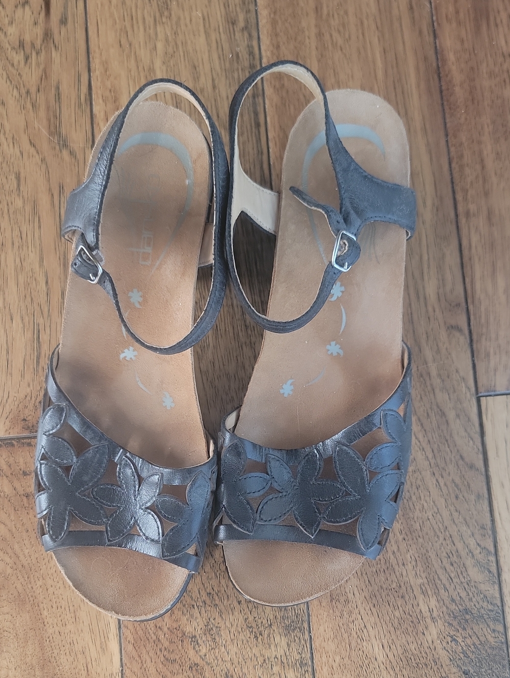 Women's Black Dansko 39 Floral Cutout Leather Slingback Sandals